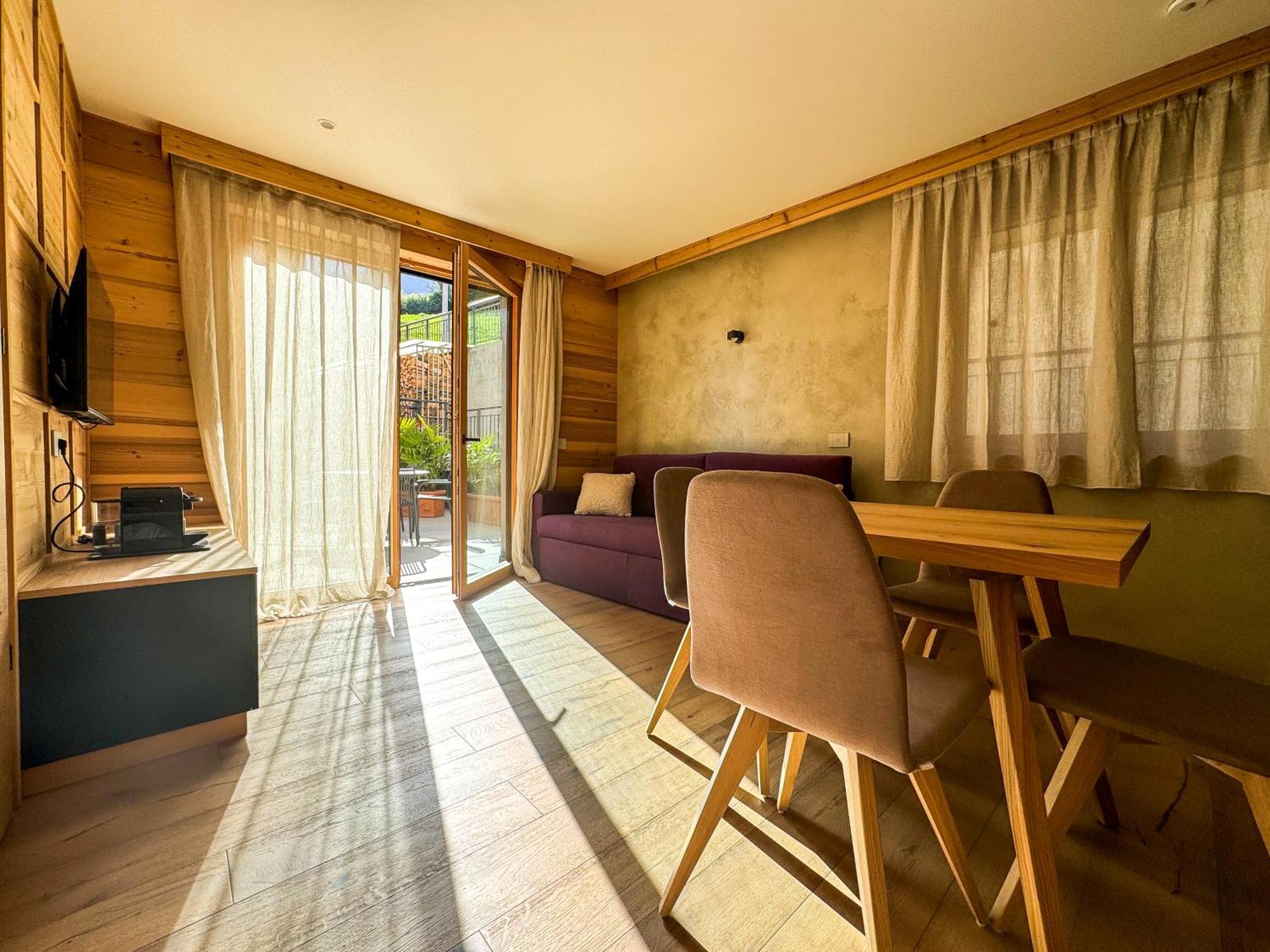 Vivi Suites & Spa - Boutique Guest House Molveno Eksteriør billede